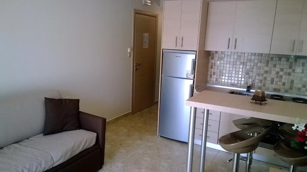 Gaia Studios & Apartments Nea Plagia Extérieur photo